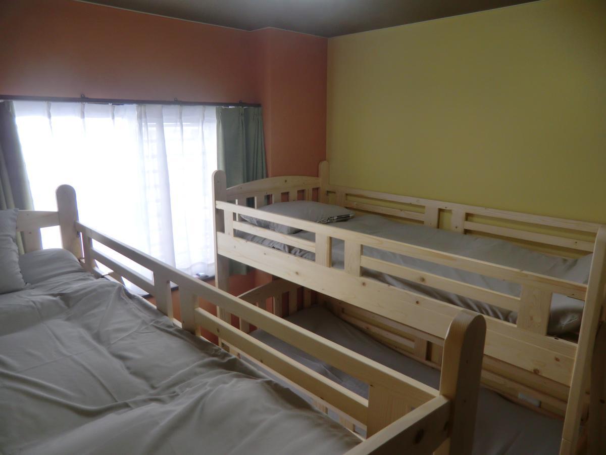 Guest House Kokokara Naha Kültér fotó